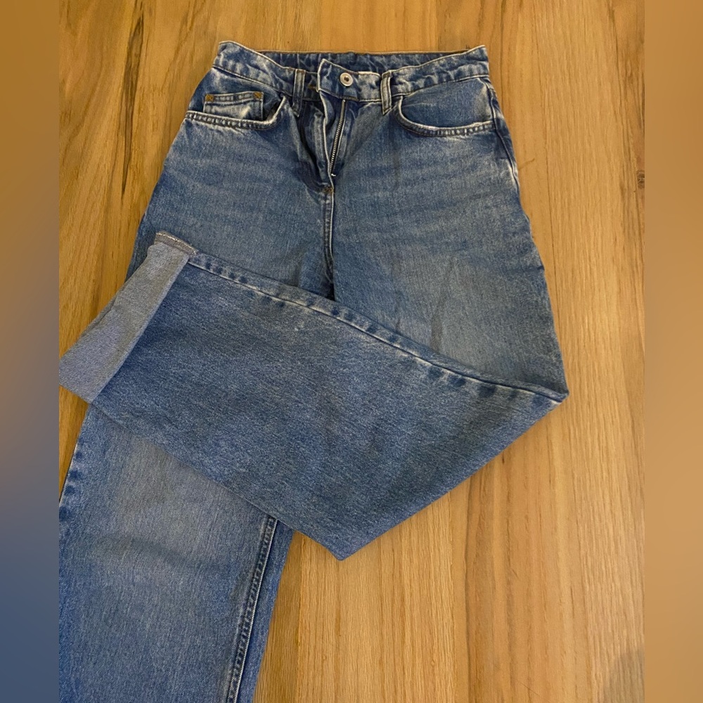 COLLUSION mom jeans mid wash blue